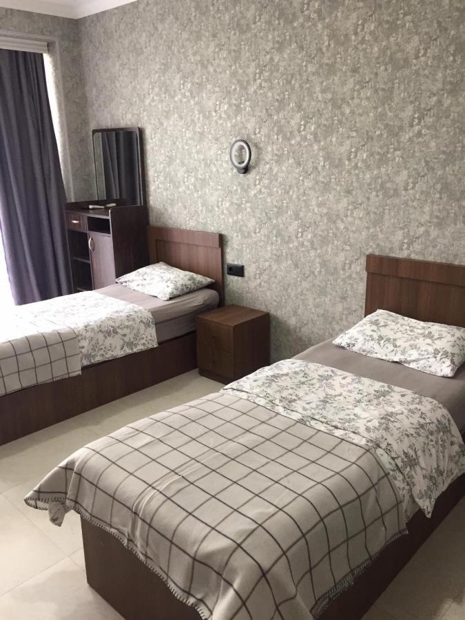 Golden Lion Hotel Kobuleti Bagian luar foto